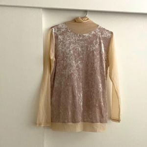 Beautiful top! Brand-new!native people brand!!